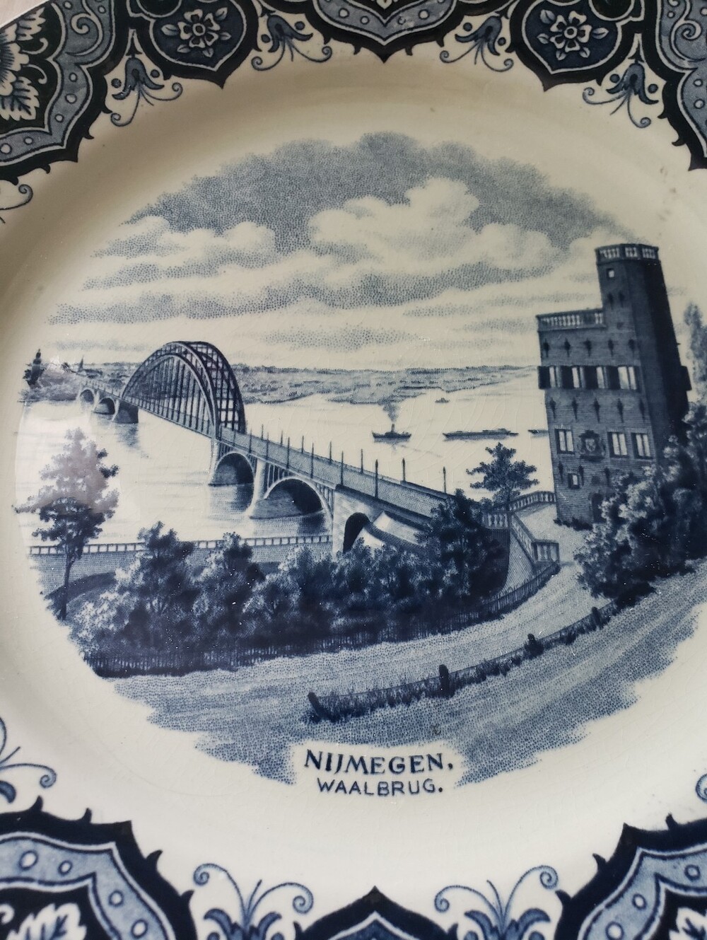 2 Vintage Holland Delft Blue Souvenir Plates Set of 2 - Nijmegen Landmarks - Picture 8 of 12